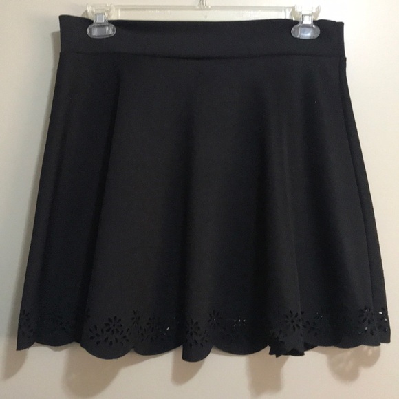 Skirt - Picture 1 of 3